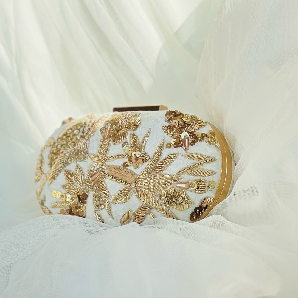 Elegant Hand Embroidered (Zardozi) Gold and White Clutch